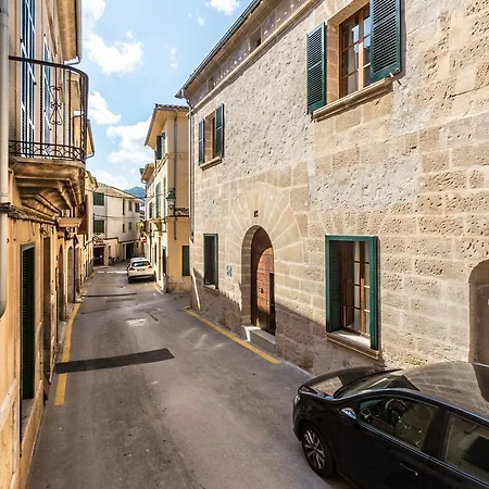 Townhouse Butxaca By Homevillas360 Pollença