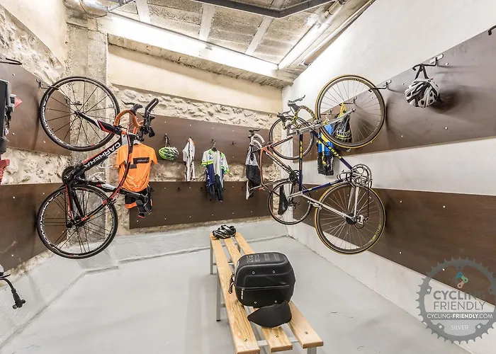 Townhouse Butxaca By Homevillas360 Pollenca